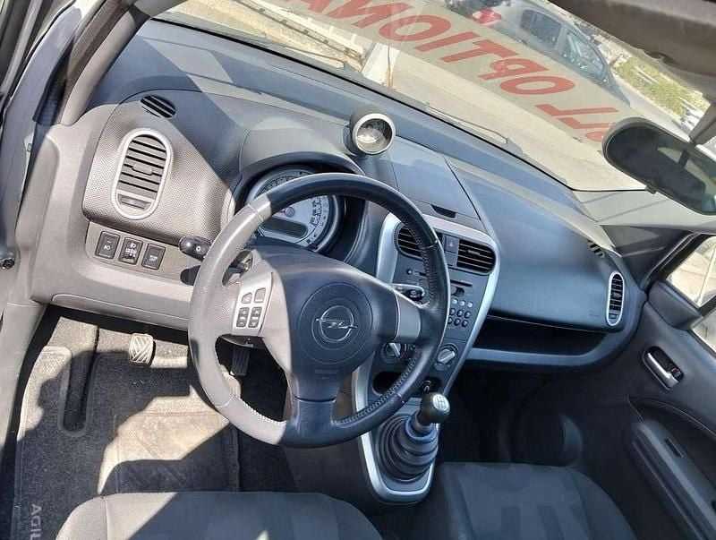 Usata Opel Agila Enjoy 86 CV (63 kW) 2009 Utilitaria