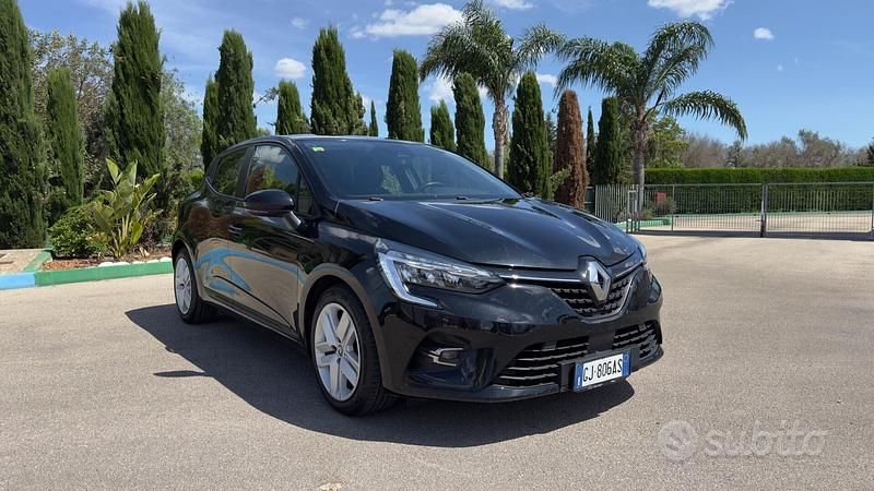 Usata Renault Clio V 91 CV (66 kW) 2022 Nero Berlina