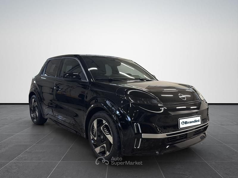 Nuova Nissan Micra Evolve 110 kW (150 CV) 2026 Enigma black Utilitaria