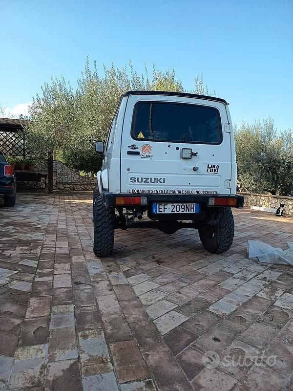 Begagnad Suzuki Samurai 100 HK (73 kW) 1997 SUV