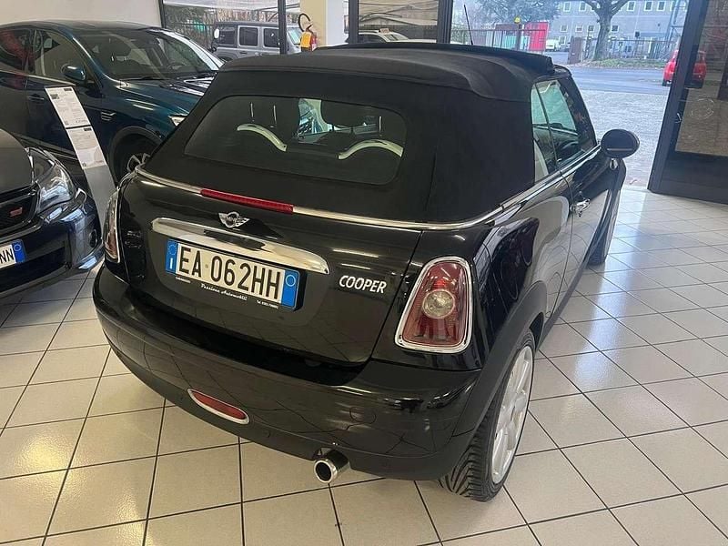 Usata Mini Cooper Cabriolet 120 CV (88 kW) 2009 Nero Cabrio