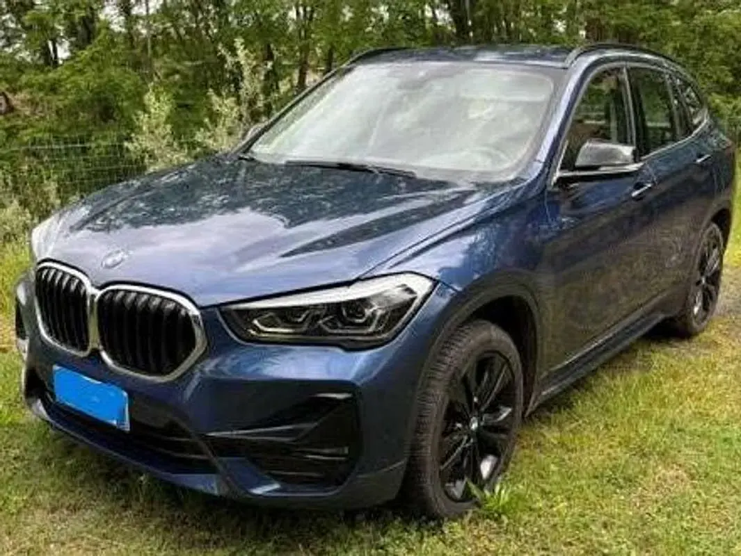 Usata BMW X1 150 CV (110 kW) 2021 Blu/azzurro SUV