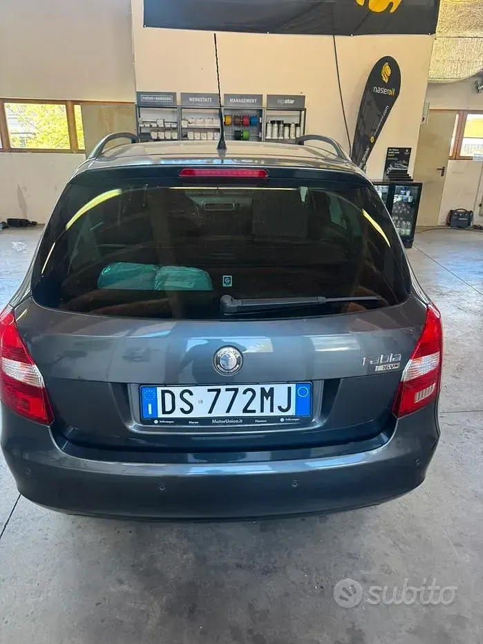 Usata Skoda Fabia 86 CV (63 kW) 2009 Grigio Station wagon