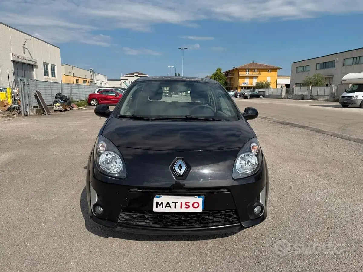 Usata Renault Twingo LE 58 CV (42 kW) 2009 Nero Utilitaria