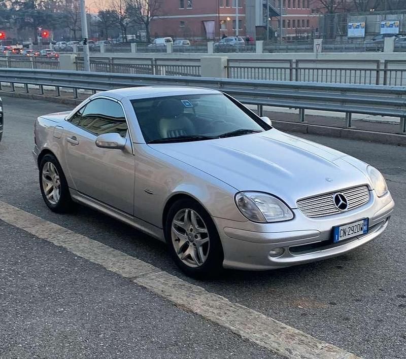 Usata 2004 Mercedes SLK200 Edition Cabrio | 10.900 € (Ottimo prezzo) - Immagine 1/4