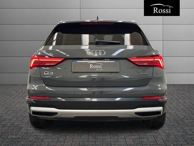 Usata Audi Q3 Advanced 191 CV (140 kW) 2025 Grigio scuro metallizzato SUV