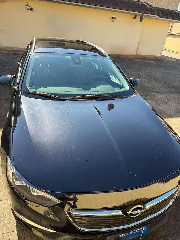 Usata Opel Insignia Business 136 CV (100 kW) 2020 Nero Station wagon