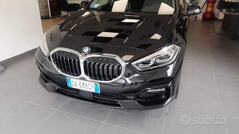Usata BMW 116 Sport Line 116 CV (85 kW) 2020 Nero Utilitaria