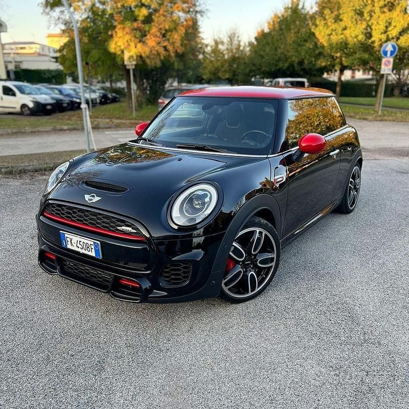 Usata 2017 Mini John Cooper Works Utilitaria | 17.600 € (Ottimo prezzo) - Immagine 1/4