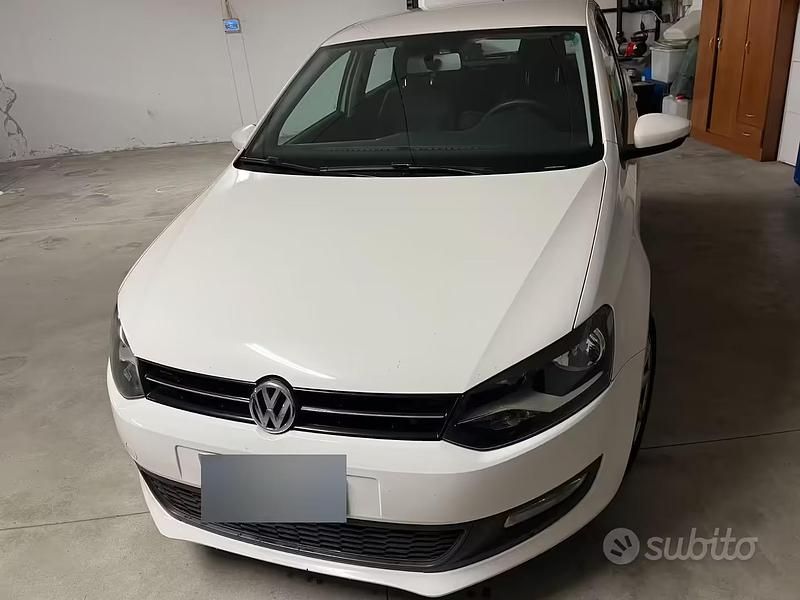 Usata VW Polo 90 CV (66 kW) 2011 Bianco Utilitaria