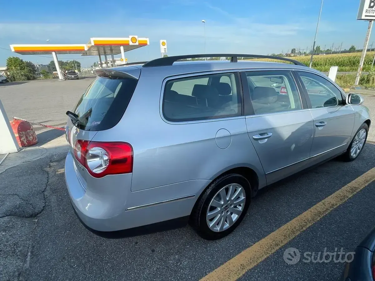 Usata VW Passat Comfortline 150 CV (110 kW) 2006 Grigio Station wagon