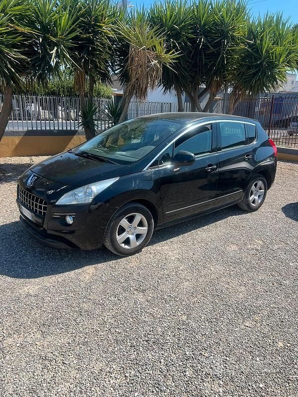 Usata Peugeot 3008 112 CV (82 kW) 2011 Nero Utilitaria