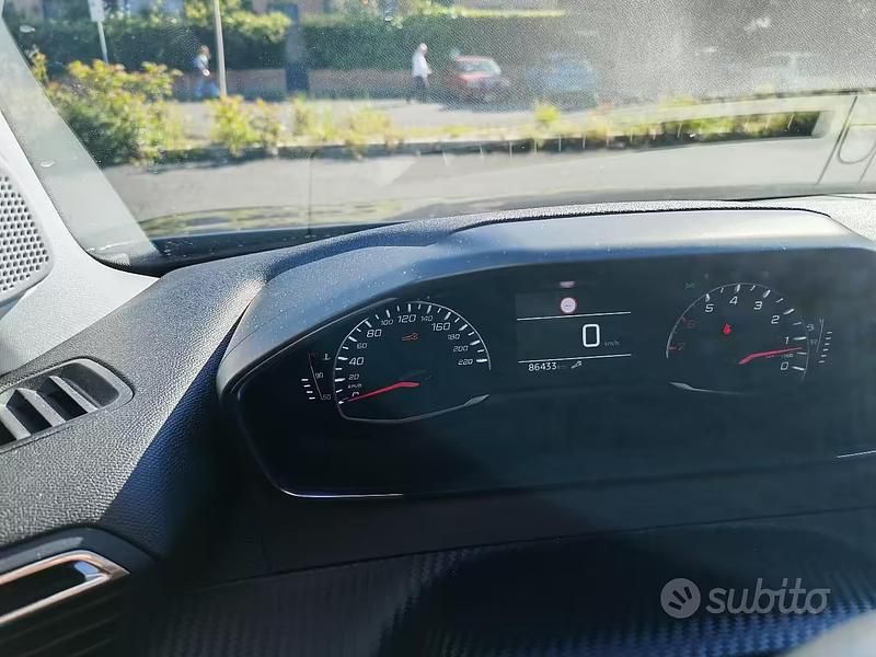 Usata Peugeot 2008 2020 Grigio SUV