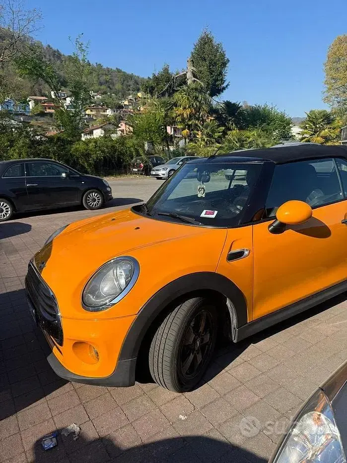 Usata Mini Cooper D Cabriolet 2017 Cabrio