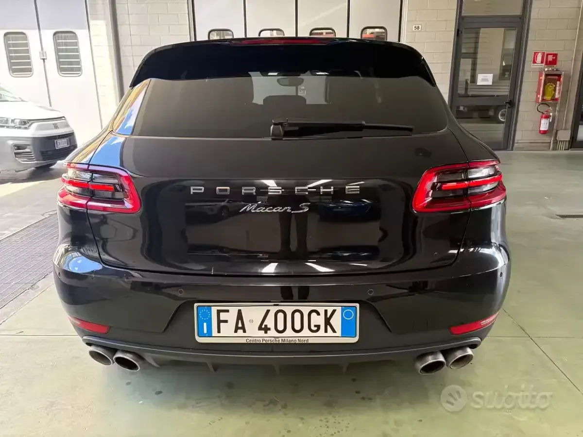 Usata Porsche Macan 250 CV (183 kW) 2015 Nero SUV