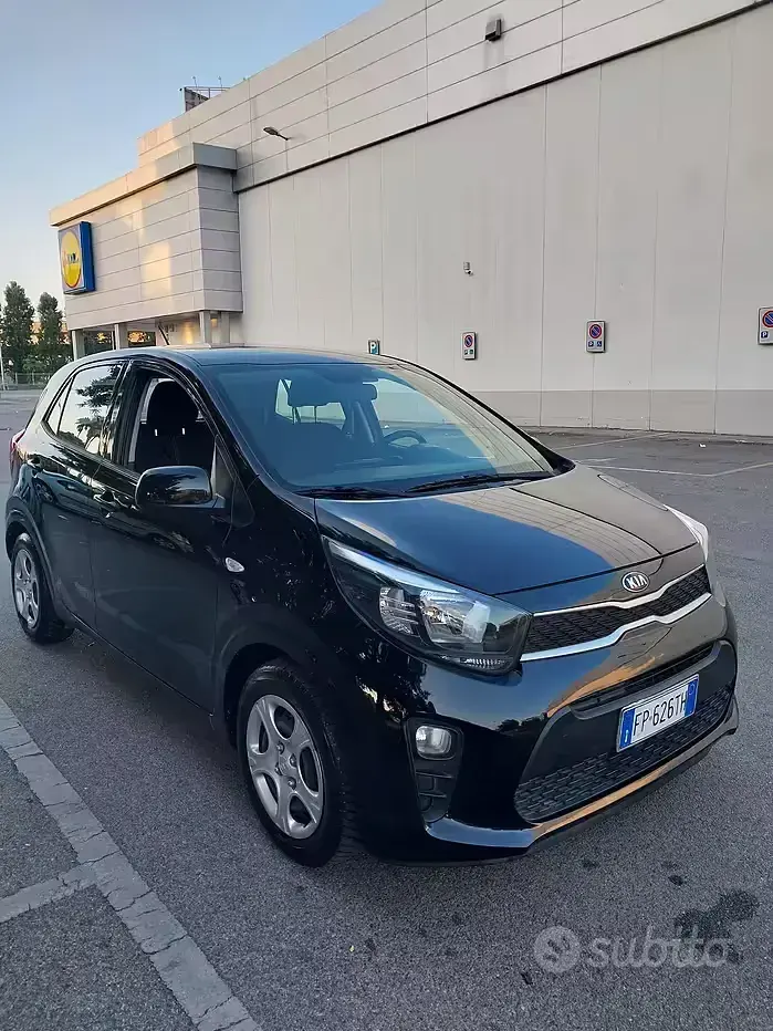 Usata Kia Picanto 65 CV (47 kW) 2018 Nero Utilitaria