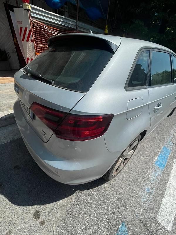 Usata Audi A3 Ambition 102 CV (75 kW) 2014 Grigio Berlina