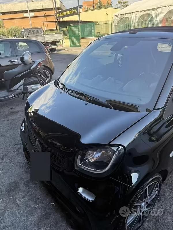Usata Smart ForTwo Cabrio Brabus Xclusive 2018 Nero Cabrio