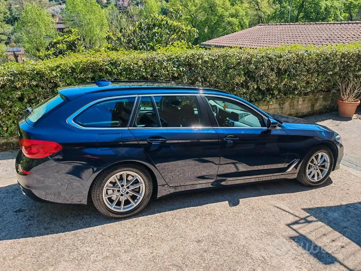 Usata BMW 520 190 CV (139 kW) 2017 Blu Station wagon