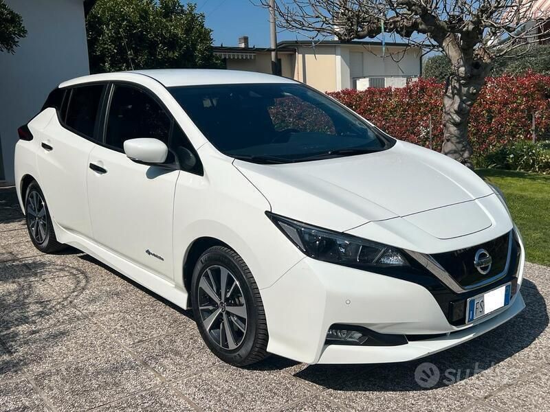Bianco Usata 2018 Nissan Leaf Acenta Due volumi | 10.400 € (Buon prezzo) - Immagine 1/4