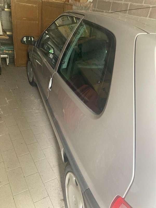 Usata Citroën Saxo 60 CV (44 kW) 2001 Utilitaria