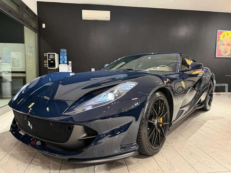 Usata Ferrari 812 799 CV (587 kW) 2018 Blue pozzi Coupé