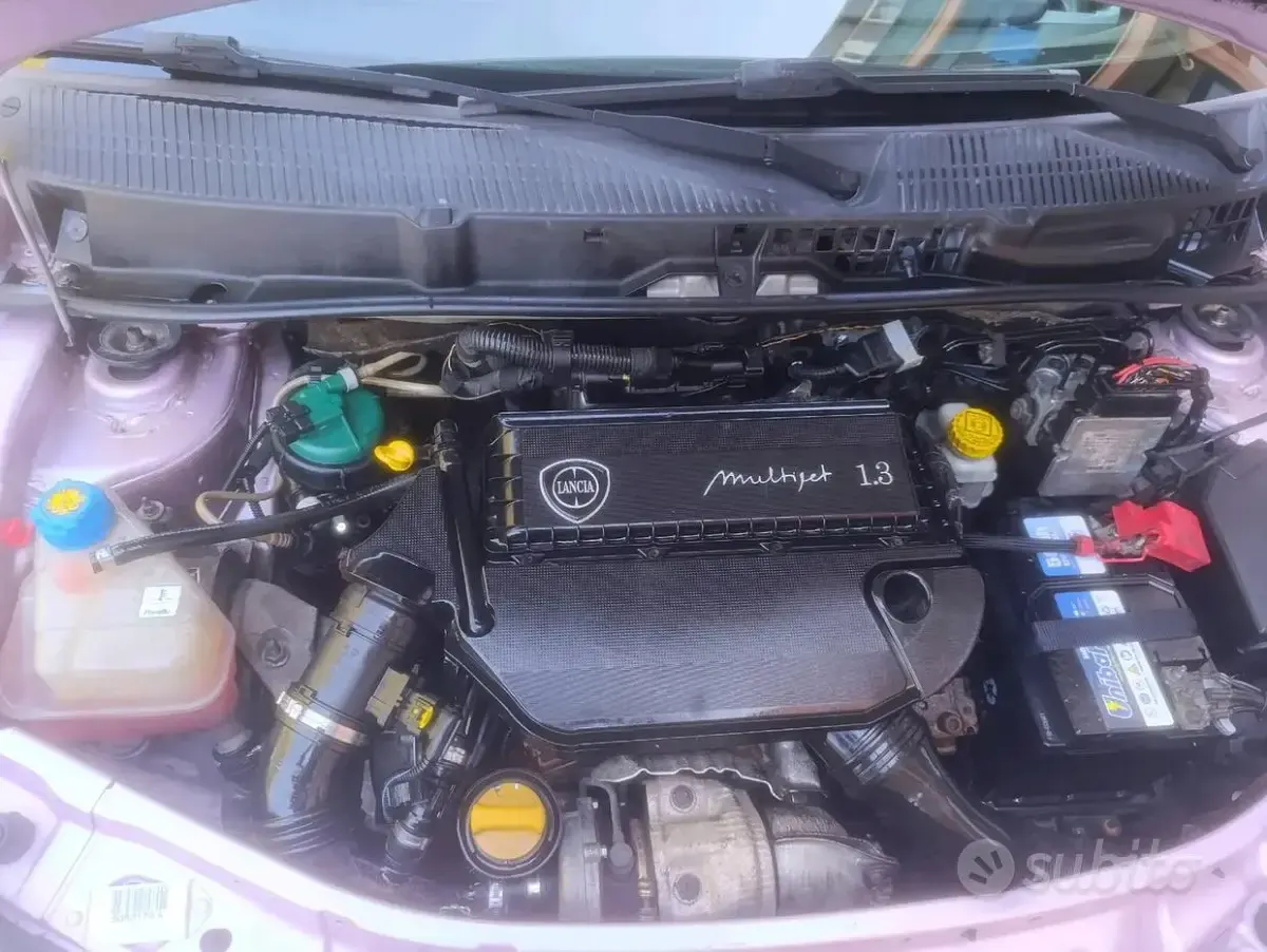 Usata Lancia Ypsilon 75 CV (55 kW) 2011 Utilitaria