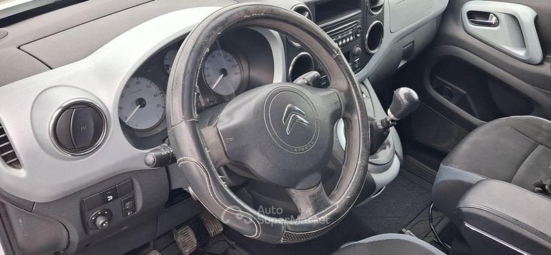Occasion Citroën Berlingo Seduction 114 ch (83 kW) 2012 Blanc Monospace