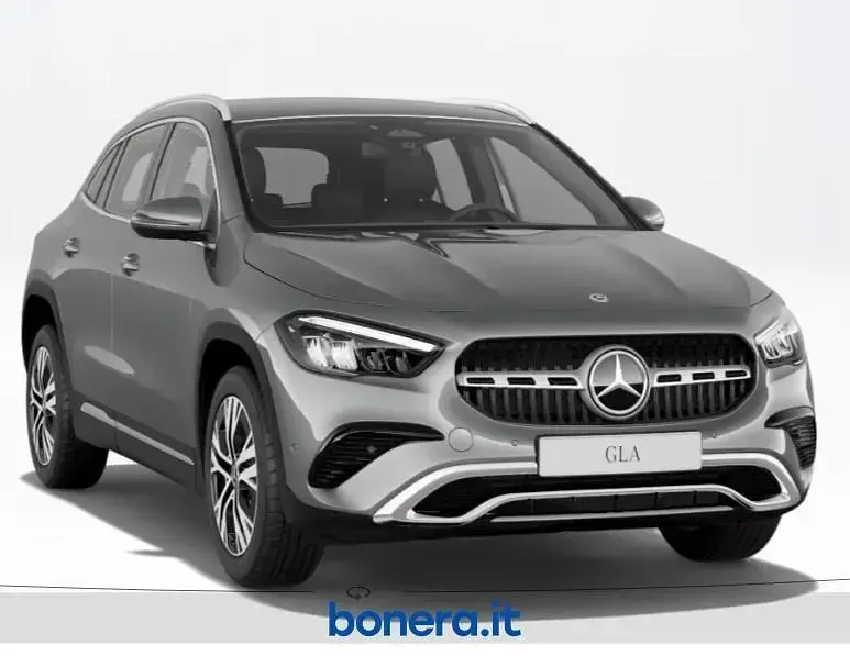 Nuova Mercedes GLA200 Progressive 150 CV (110 kW) 2026 Grigio SUV