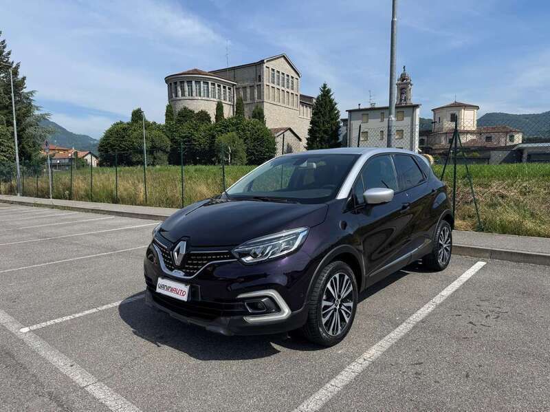 Usata Renault Captur Initiale Paris 110 CV (80 kW) 2017 Lilla SUV
