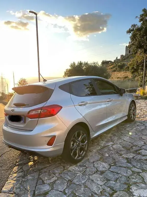 Usata Ford Fiesta ST-Line 86 CV (63 kW) 2018 Utilitaria