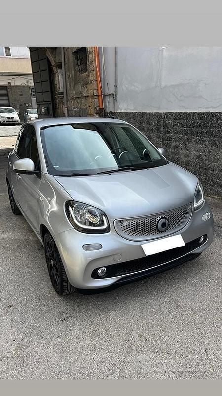 Usata Smart ForFour 71 CV (52 kW) 2016 Utilitaria