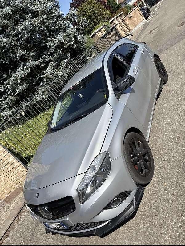 Usata Mercedes A180 Executive 109 CV (80 kW) 2014 Utilitaria