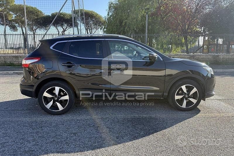 Usata Nissan Qashqai N-Connecta 131 CV (96 kW) 2017 Nero SUV