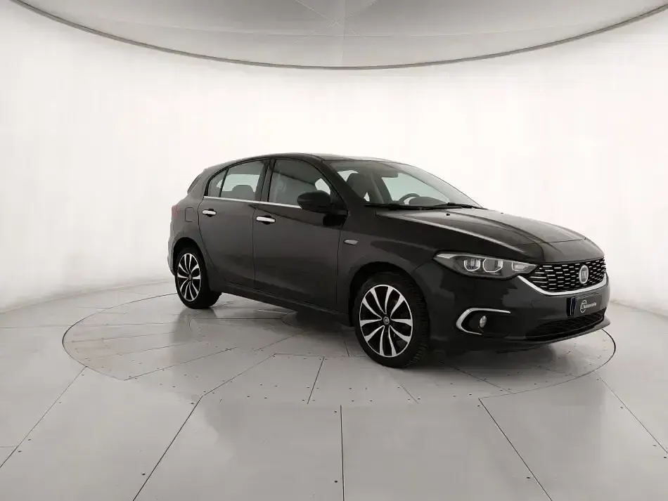 Usata Fiat Tipo Lounge 120 CV (88 kW) 2017 Berlina