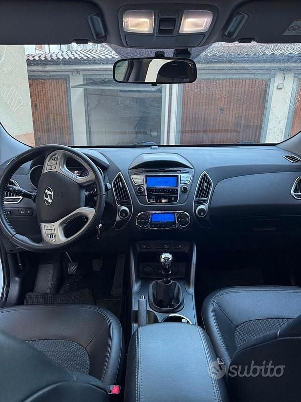 Usata Hyundai ix35 135 CV (99 kW) 2013 Bianco SUV