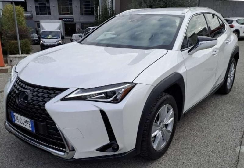 Bianco Usata 2021 Lexus UX 250h Business Edition SUV | 21.100 € (Super prezzo) - Immagine 1/4