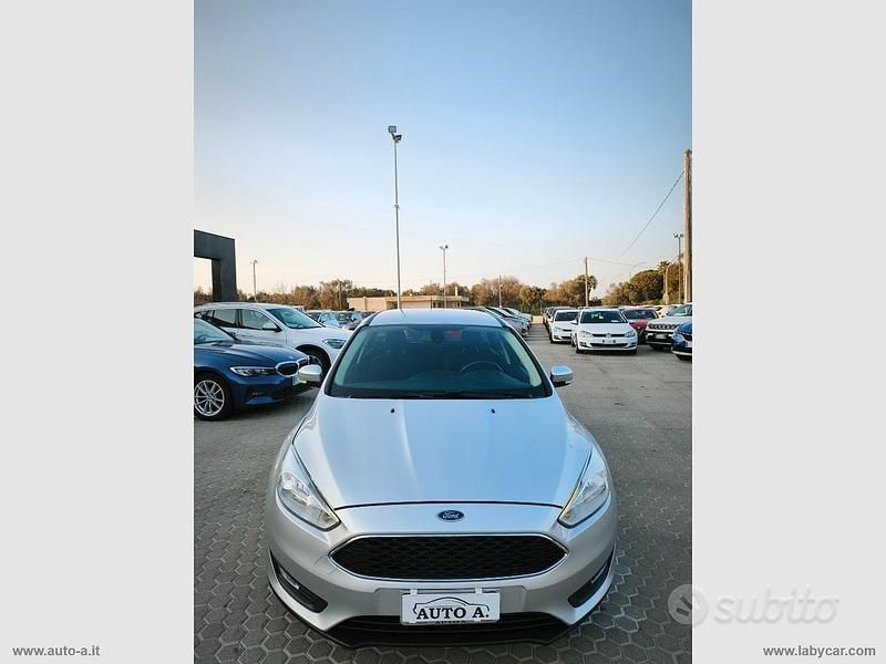 Usata Ford Focus S 100 CV (73 kW) 2016 Grigio Station wagon