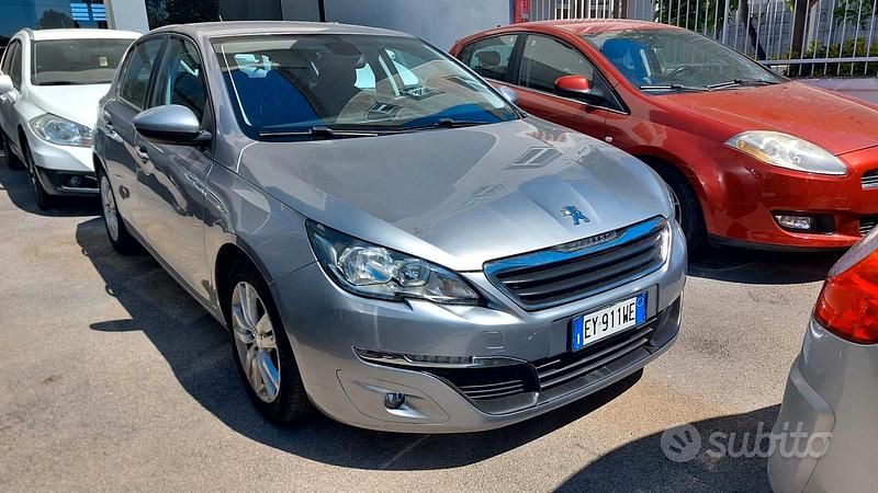 Usata Peugeot 308 92 CV (67 kW) 2015 Grigio Berlina