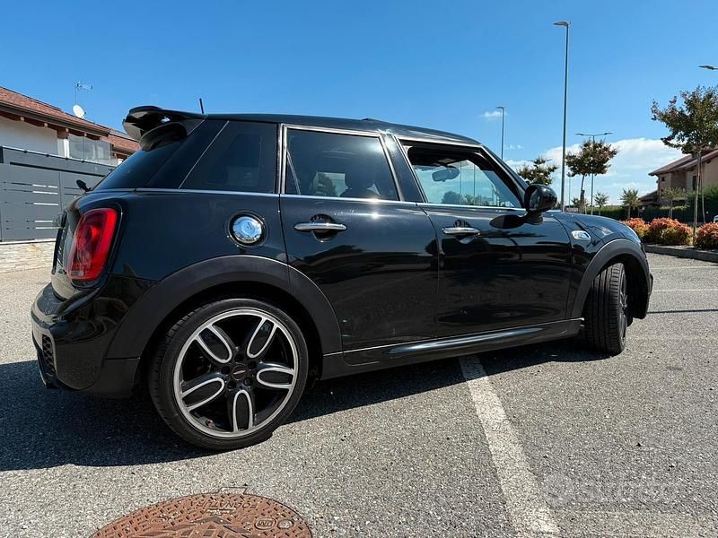 Usata Mini Cooper SD 170 CV (125 kW) 2015 Nero Utilitaria