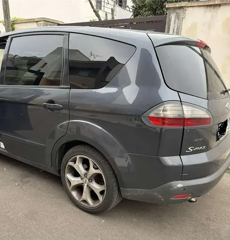 Usata Ford S-MAX S 140 CV (102 kW) 2007 Monovolume