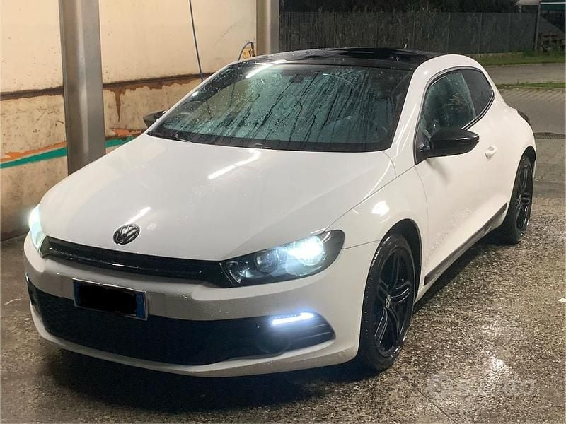 Usata VW Scirocco 140 CV (102 kW) 2013 Bianco Coupé