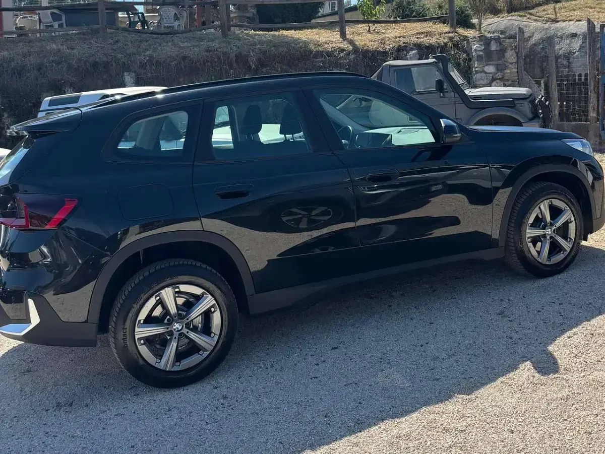 Usata BMW X1 150 CV (110 kW) 2023 Nero SUV