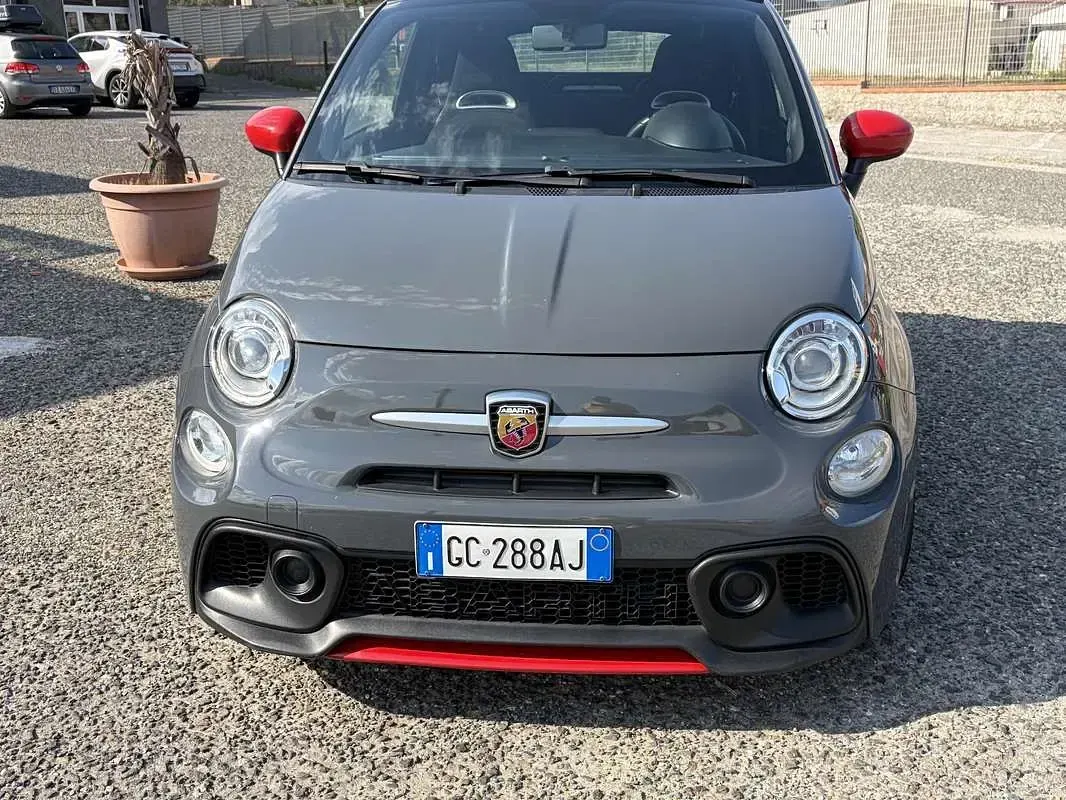 Usata Abarth 500C Custom 135 CV (99 kW) 2016 Cabrio