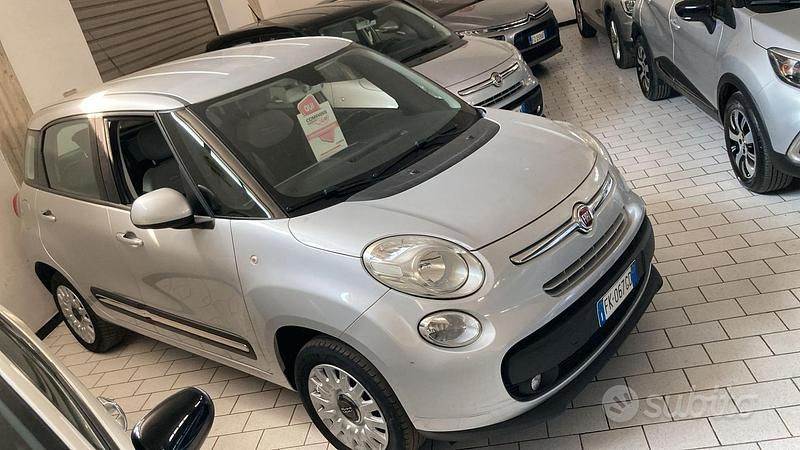 Usata 2017 Fiat 500L Monovolume | 5900 € (Ottimo prezzo) - Immagine 1/4