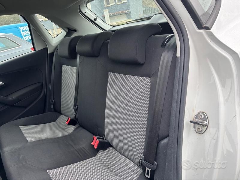 Usata VW Polo United 74 CV (54 kW) 2013 Bianco Utilitaria