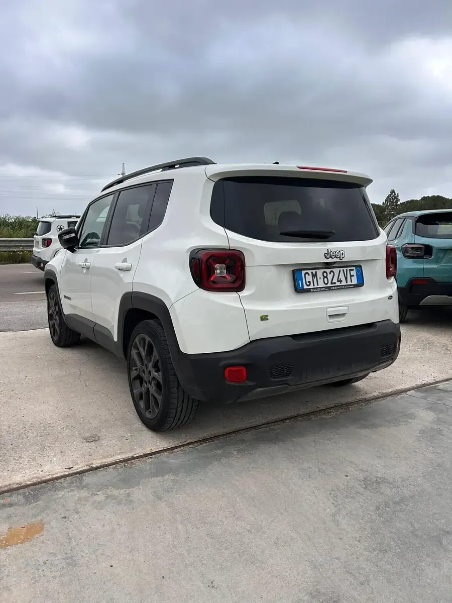 Usata Jeep Renegade Limited 130 CV (95 kW) 2023 Bianco SUV