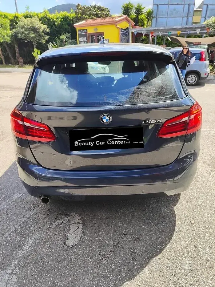 Usata BMW 216 Active Tourer Sport Line 116 CV (85 kW) 2017 Blu Monovolume