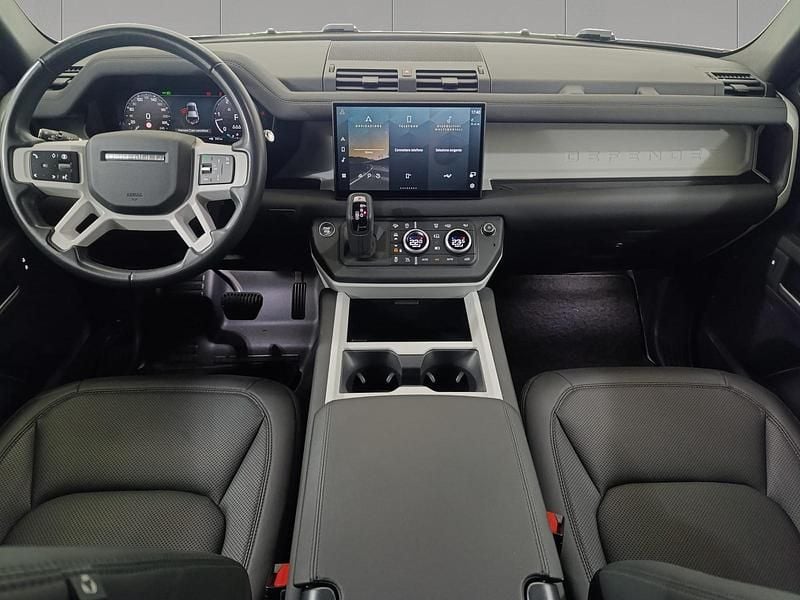 Usata Land Rover Defender S 200 CV (147 kW) 2025 Santorini black