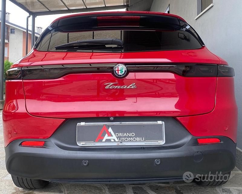 Usata Alfa Romeo Tonale Sprint 131 CV (96 kW) 2023 Rosso SUV